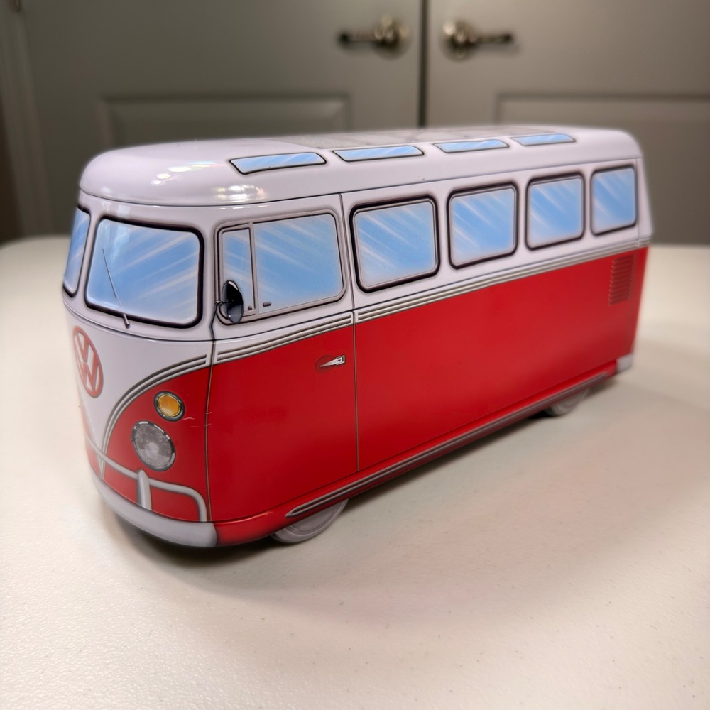 EuroGraphics VW Volkswagen Road Trips 550 Piece Jigsaw Puzzle Bus Shaped Tin